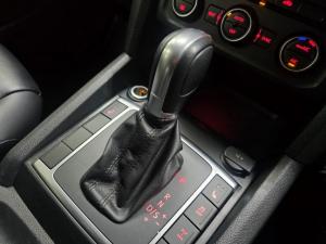Volkswagen Amarok 3.0 V6 TDI double cab Highline Plus 4Motion - Image 9