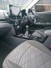 Mahindra XUV 3XO 1.2T MX2 manual - Image 11