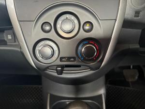 Nissan Almera 1.5 Acenta auto - Image 19