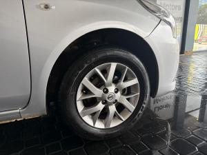 Nissan Almera 1.5 Acenta auto - Image 9