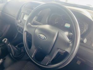 Ford Ranger 2.2TDCi (aircon) - Image 11