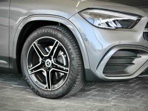 Mercedes-Benz GLA GLA200 Progressive - Image 7