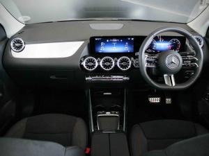 Mercedes-Benz GLA GLA200 Progressive - Image 8