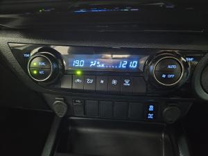 Toyota Hilux 2.8GD-6 double cab Legend auto - Image 12