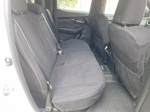 Isuzu D-Max 3.0TD double cab V-Cross - Image 16