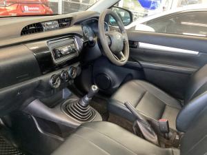 Toyota Hilux 2.0 single cab S (aircon) - Image 7