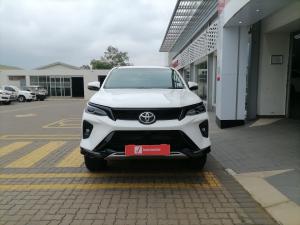 Toyota Fortuner 2.4GD-6 auto - Image 4