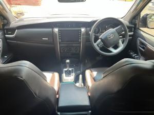 Toyota Fortuner 2.4GD-6 auto - Image 6
