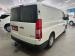 Toyota Quantum 2.8 LWB panel van auto - Thumbnail 2