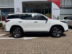 Toyota Fortuner 2.8GD-6 48V 4x4 VX - Image 3