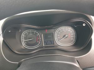 Toyota Urban Cruiser 1.5 Xi - Image 10