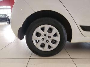 Hyundai i20 1.2 Motion - Image 10