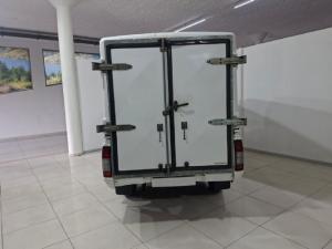 Nissan NP300 Hardbody 2 - Image 4