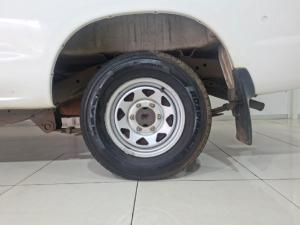 Nissan NP300 Hardbody 2 - Image 5