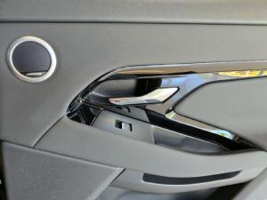 Land Rover Range Rover Evoque D200 R-Dynamic SE - Image 20