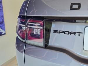 Land Rover Discovery Sport D200 R-Dynamic SE - Image 17