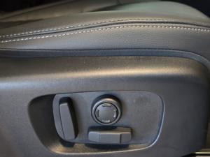 Land Rover Discovery Sport D200 R-Dynamic SE - Image 30