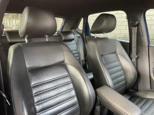 Volkswagen Polo Vivo hatch 1.0TSI GT - Image 7