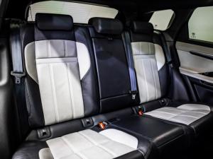 Land Rover Range Rover Evoque D200 R-Dynamic HSE - Image 15