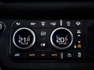Land Rover Defender 90 V8 Carpathian Edition - Image 13
