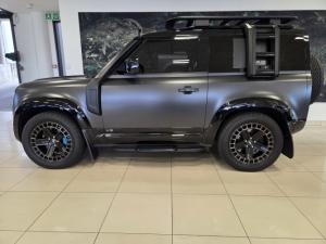 Land Rover Defender 90 V8 Carpathian Edition - Image 2