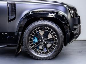 Land Rover Defender 90 V8 Carpathian Edition - Image 4
