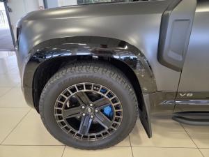 Land Rover Defender 90 V8 Carpathian Edition - Image 4