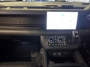 Land Rover Defender 90 V8 Carpathian Edition - Image 7