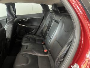 Volvo V40 D3 Excel - Image 4