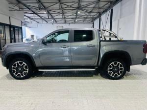 Volkswagen Amarok 2.0TDI double cab Life manual - Image 9