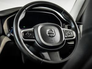 Volvo XC60 B5 AWD Essential - Image 18