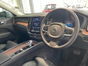 Volvo XC60 B5 AWD Plus Bright - Image 15