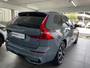 Volvo XC60 B5 AWD Plus Dark - Image 15
