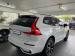 Volvo XC60 B5 AWD Plus Dark - Thumbnail 3