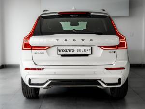 Volvo XC60 B5 AWD Plus Dark - Image 8