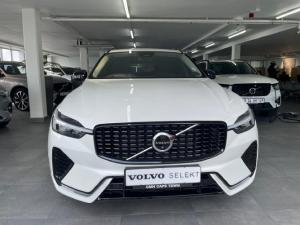 Volvo XC60 B5 AWD Plus Dark - Image 11