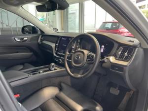 Volvo XC60 B5 AWD Plus Dark - Image 15