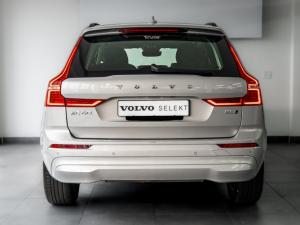 Volvo XC60 B5 AWD Essential - Image 10