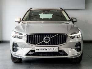 Volvo XC60 B5 AWD Essential - Image 21
