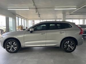 Volvo XC60 B5 AWD Essential - Image 2