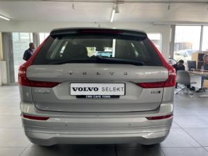 Volvo XC60 B5 AWD Essential - Image 4