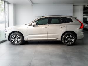 Volvo XC60 B5 AWD Essential - Image 9