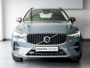 Volvo XC60 B5 AWD Essential - Image 11