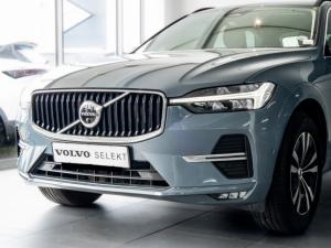 Volvo XC60 B5 AWD Essential - Image 12