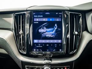 Volvo XC60 B5 AWD Essential - Image 14