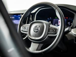 Volvo XC60 B5 AWD Essential - Image 22