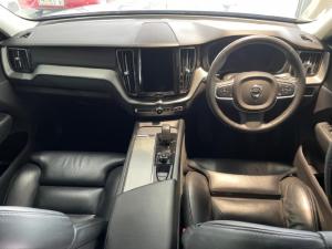 Volvo XC60 B5 AWD Essential - Image 5