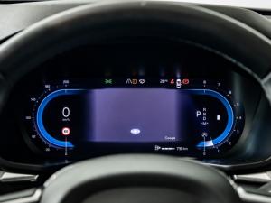 Volvo XC60 B5 AWD Essential - Image 7