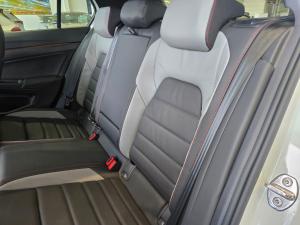 Volkswagen Golf GTI - Image 13