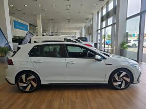 Volkswagen Golf GTI - Image 6